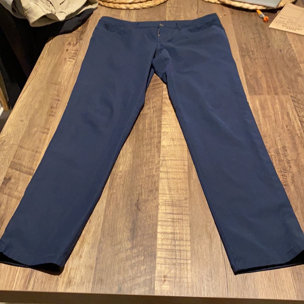 Lulu lemon ABC Slim Pants - Picture 3 of 5